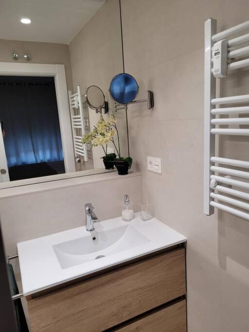 Apartamento Azabache Zaragoza Buitenkant foto